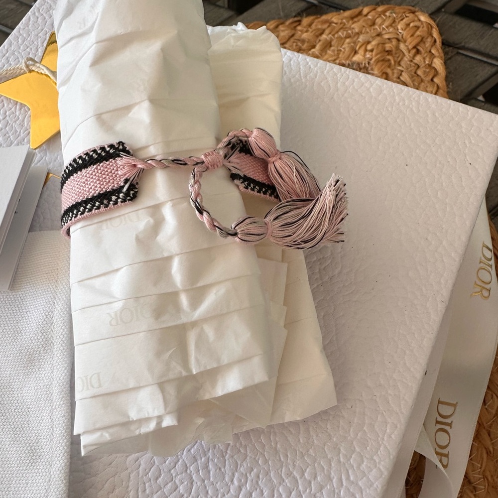 Authentic Dior Light Pink Rope Bracelet - Picture 4 of 5